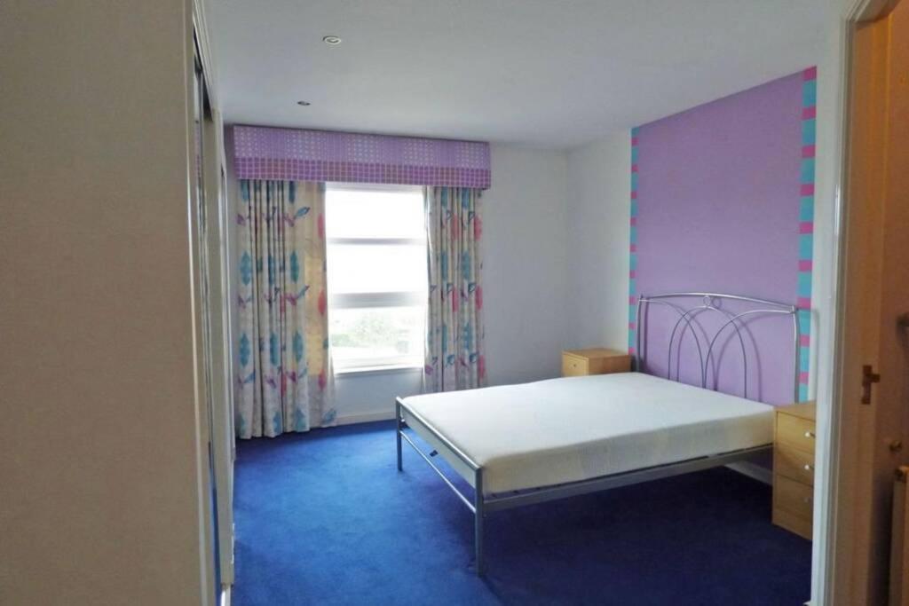 Comfortable, Self Contained 2 Double Beds Town Apartment Near Pittodrie Stadium Aberdeen Extérieur photo